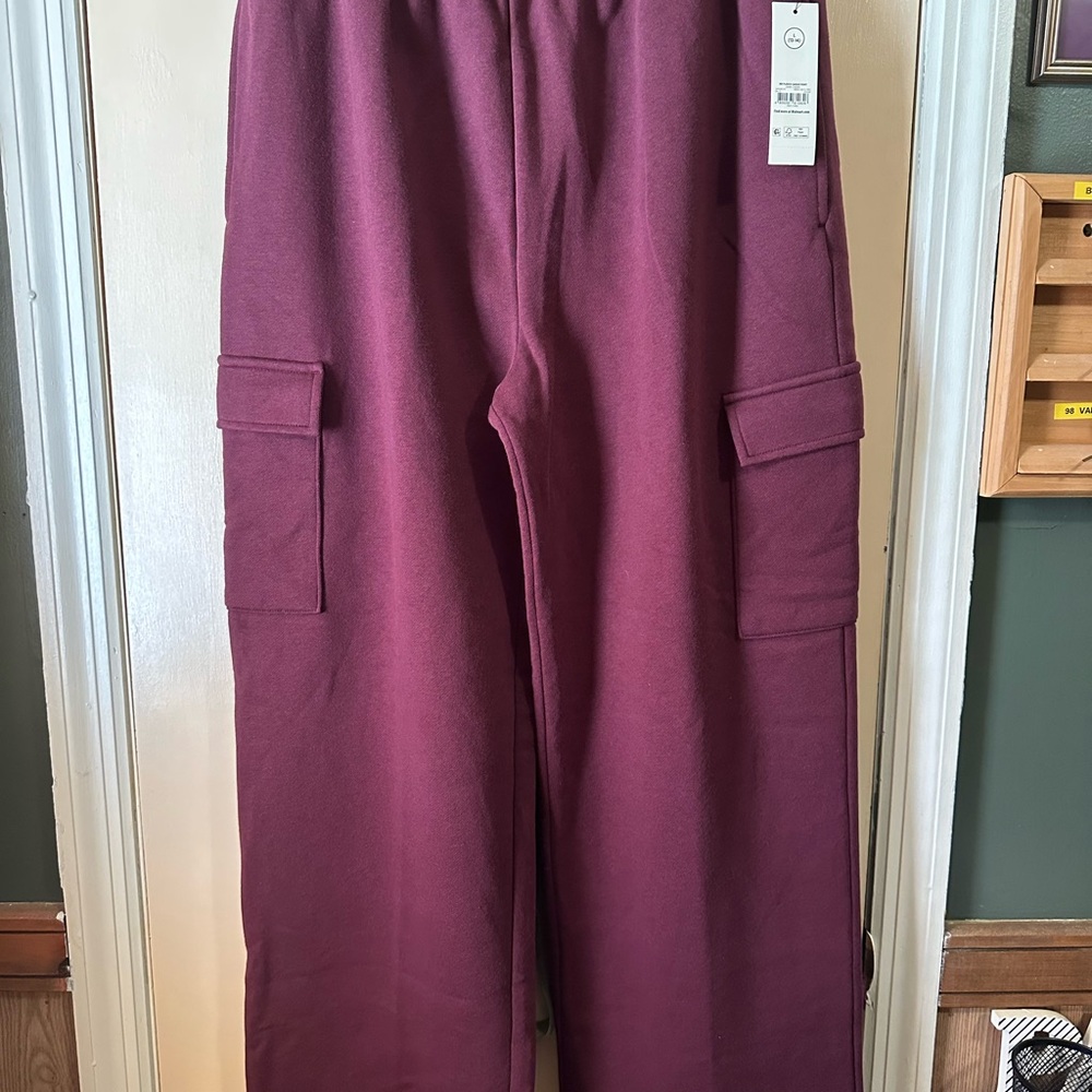 No boundaries Women's Burgundy Pants
